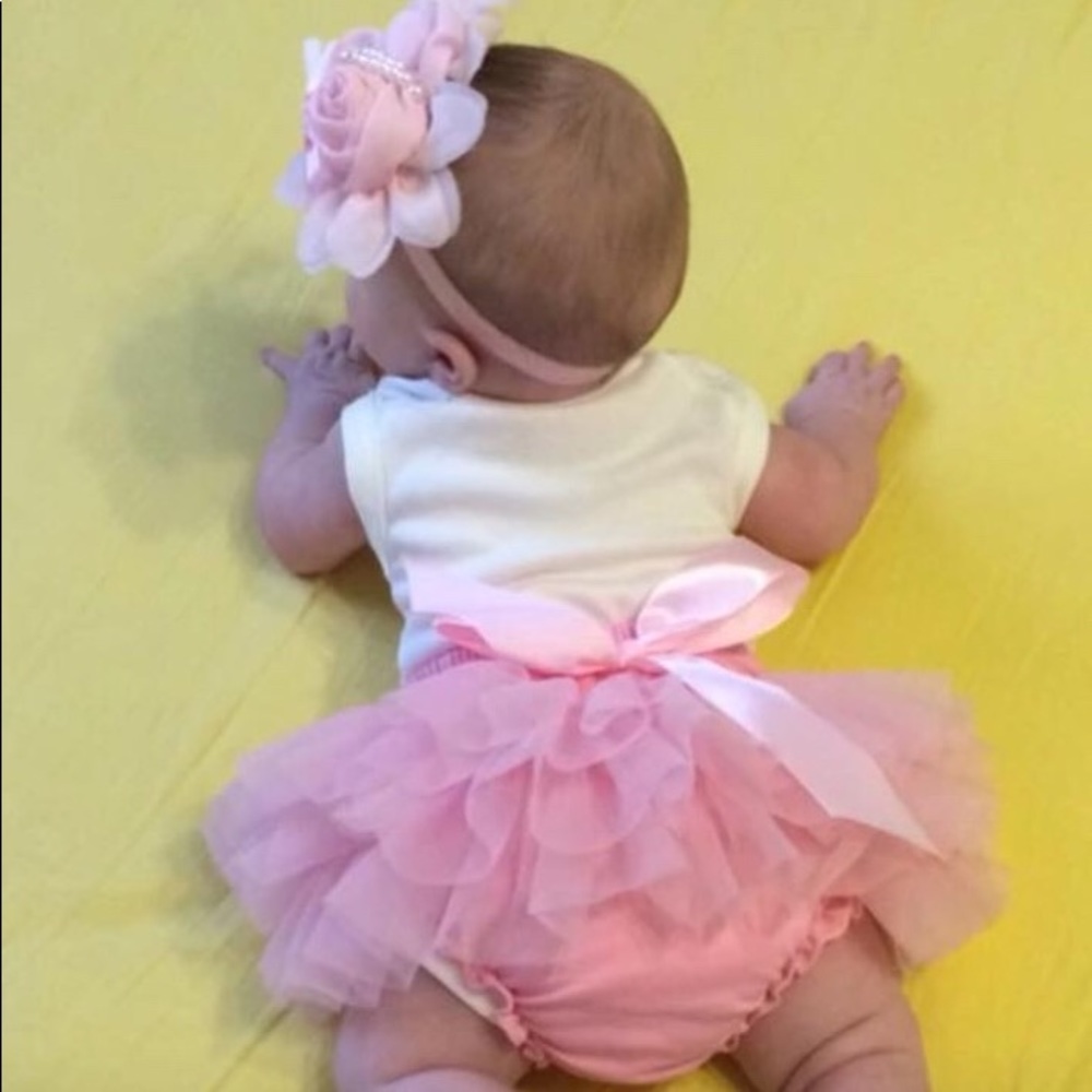 Tutu baby girl and headband flower
